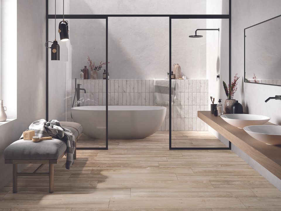 Comment réaliser une salle de bain au look intemporel