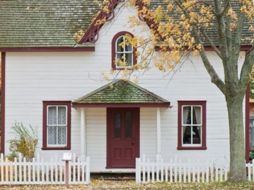 8 reasons to fall in love with the centennial house